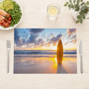 Surfbrett am Strand - Tischset Papier – Bild 1