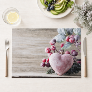 Weihnachten - Rosa Herz Winterbeeren auf Holztisch - Tischset Papier – Bild 1
