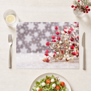 Weihnachten - Goldener Stern mit rote Beeren im Schnee - Tischset Papier – Bild 1